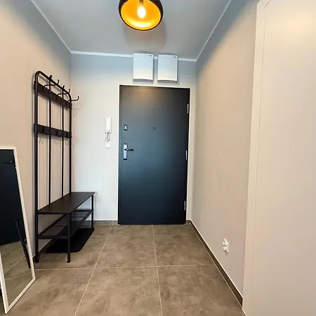 Apartment Madalinskiego Cosy By Bookinghost Wroclaw