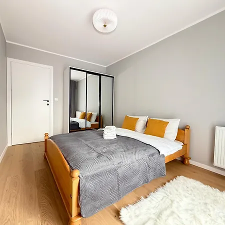 Madalinskiego Cosy By Bookinghost Διαμέρισμα *