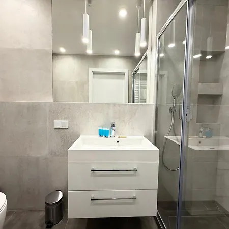 Madalinskiego Cosy By Bookinghost Διαμέρισμα